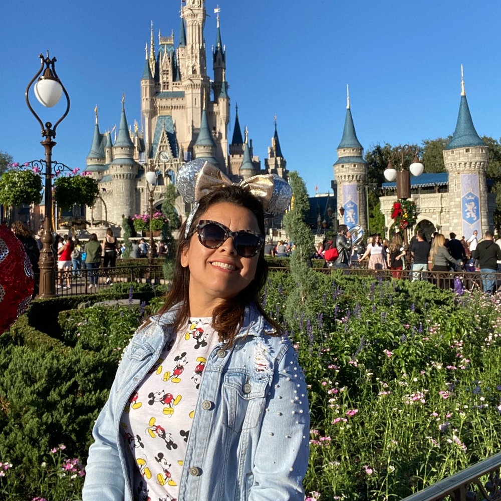 Meet your Posher, Rejane